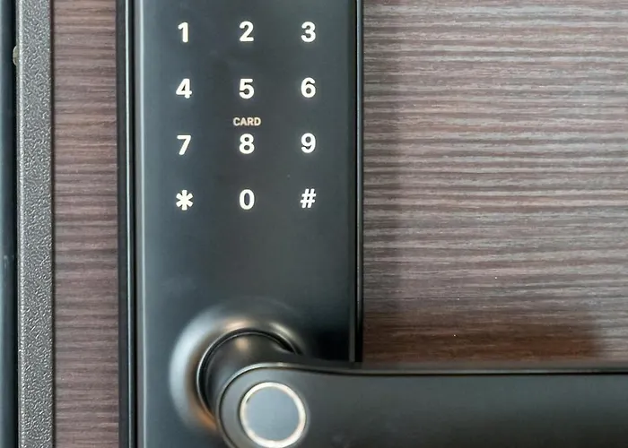 Emerald Charm One Cotroceni 1 Bucureşti